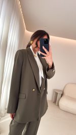 Laken Blazer - Image 4