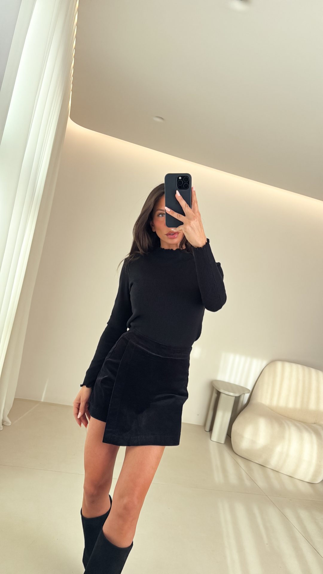2B48020D-9CF7-4C86-8FE1-3DBA28E2A1D2 Lina Skirt - Image 2