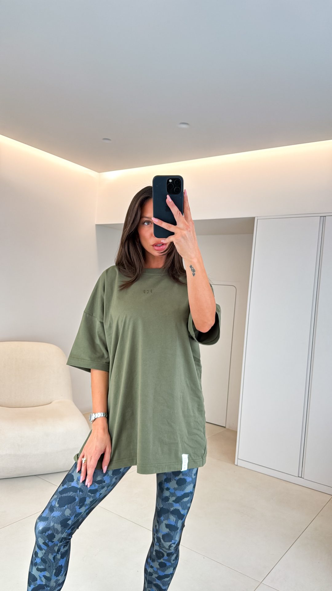 D01E3A6B-C280-495D-9AD6-6D4B795BCF14 Shea T-Shirt - Image 1