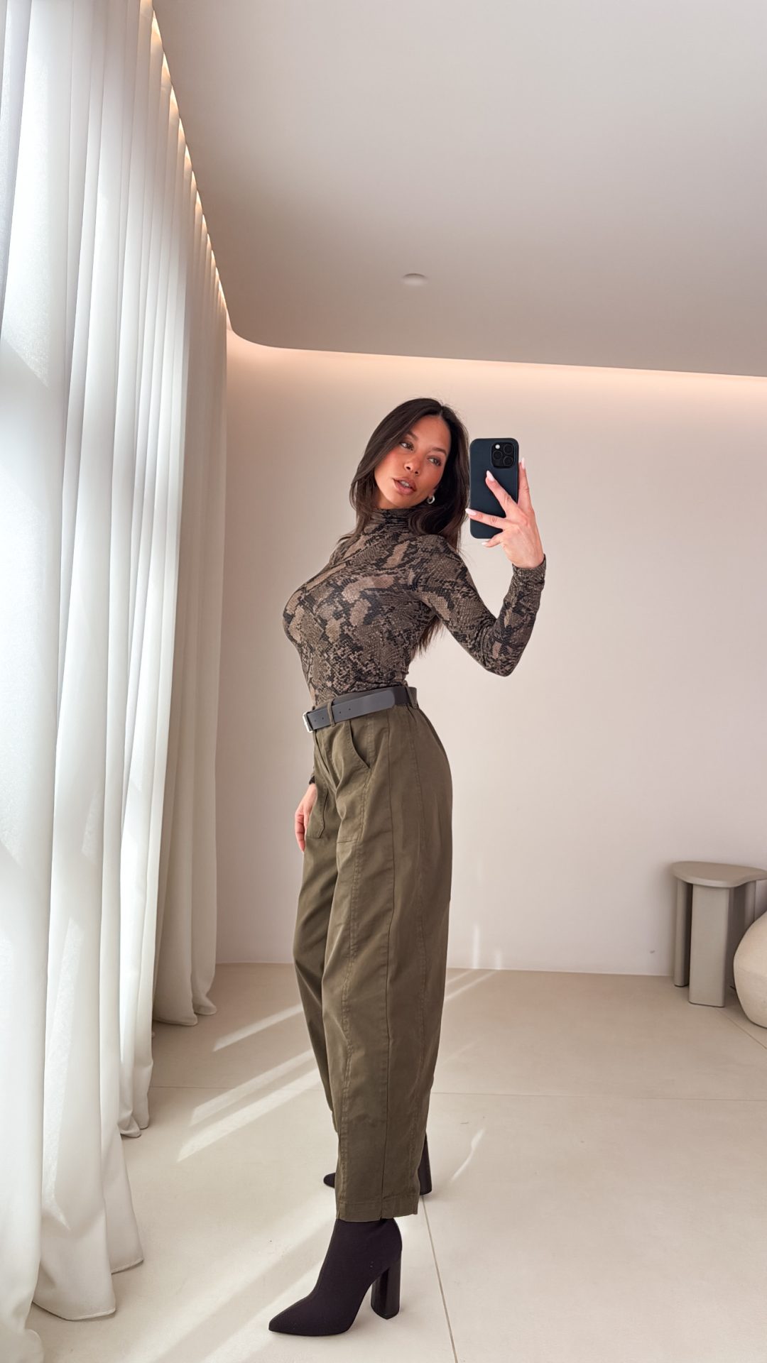 F9D0A8B2-406B-4055-9A67-4EC2D11753B0 Alexis Pants - Image 3