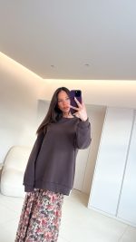 Willa Sweatshirt - Image 2