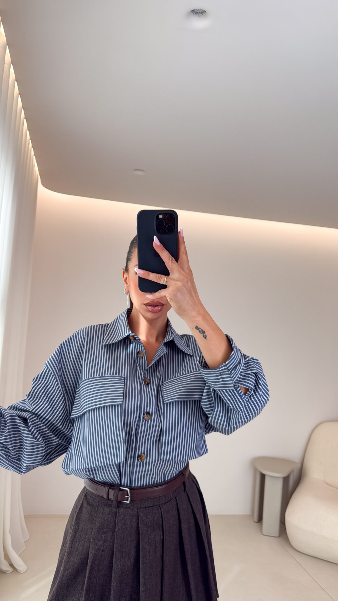 D83A6F32-0C42-49AF-A5E3-C71FC4AAA568 Bailey Shirt - Image 1