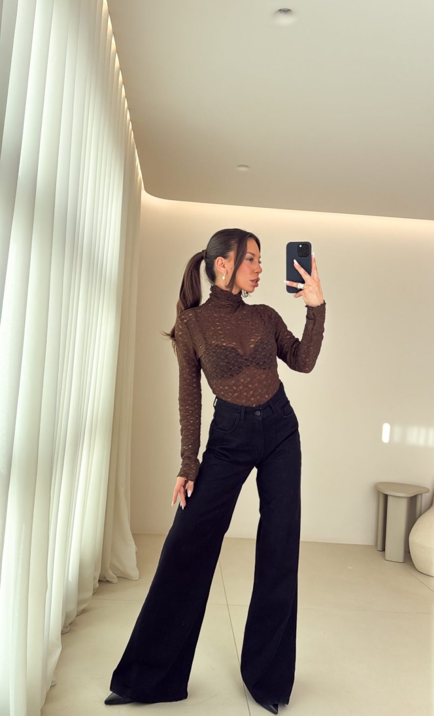 60AEB7C6-527C-4FA3-B3A4-FA0703C4C8AA